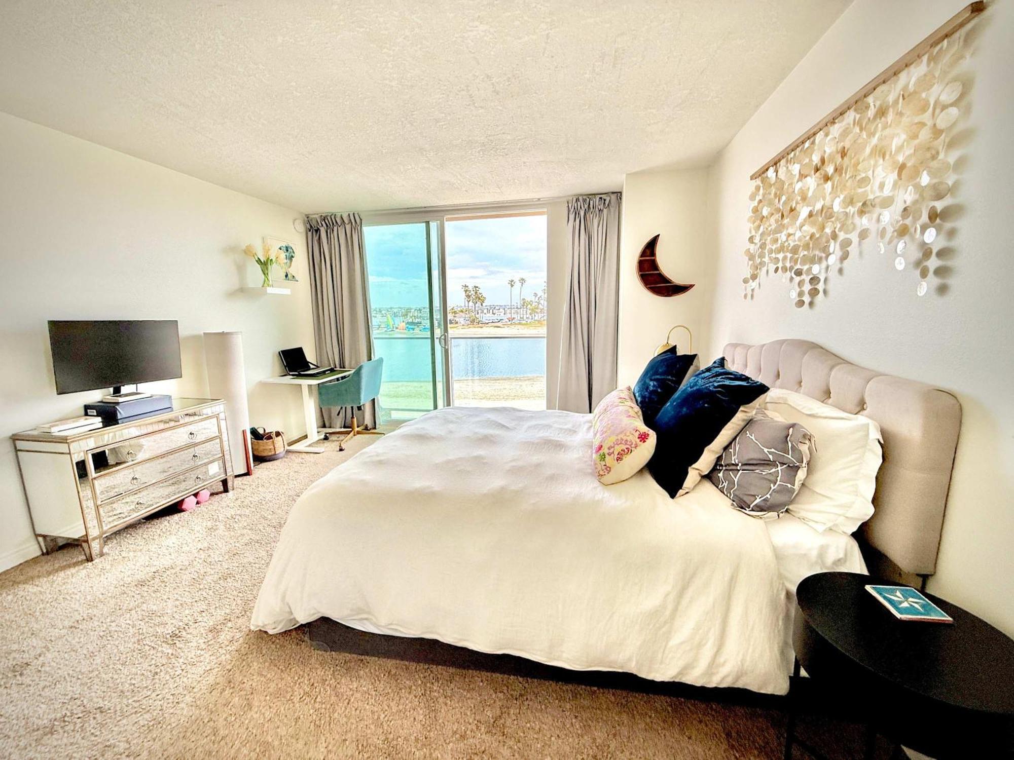 Mission Bayfront Two-story Bay View