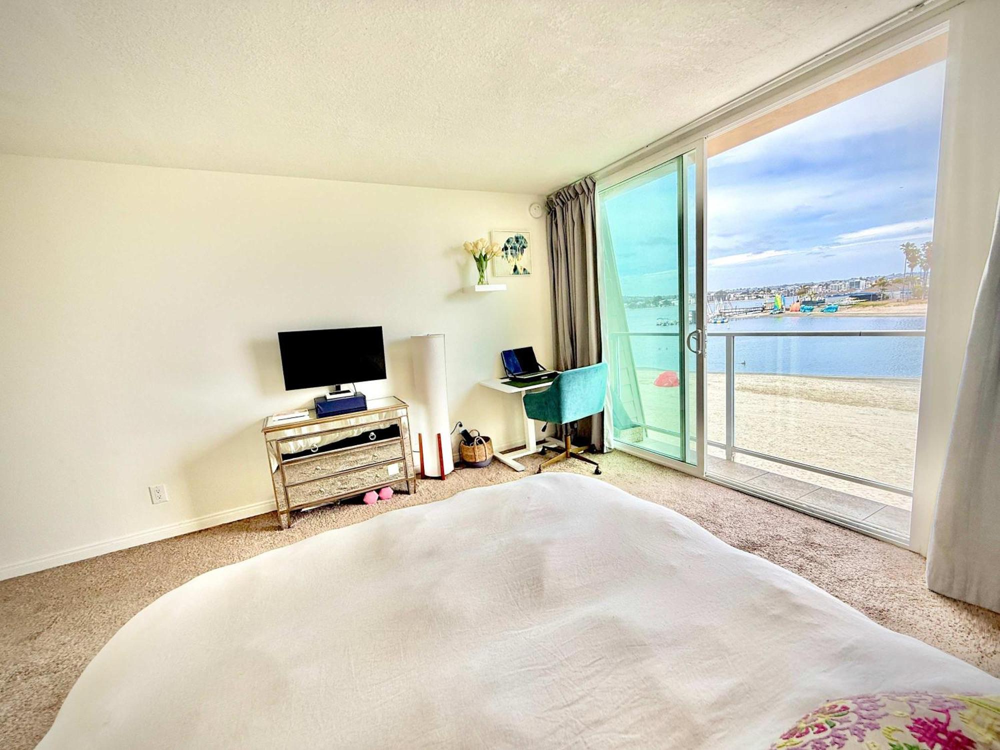 Mission Bayfront Two-story Bay View * San Diego